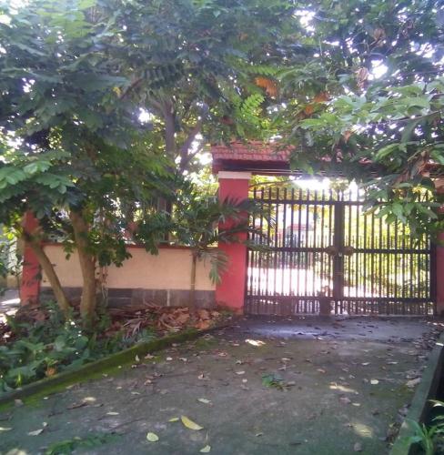 NHÀ CHO THUÊ Ng.Căn 2 Lầu (12m x12,5m;240m2 )đẹp tại Vĩnh Phú 27,Th.An, B.Dương (20 Triệu)