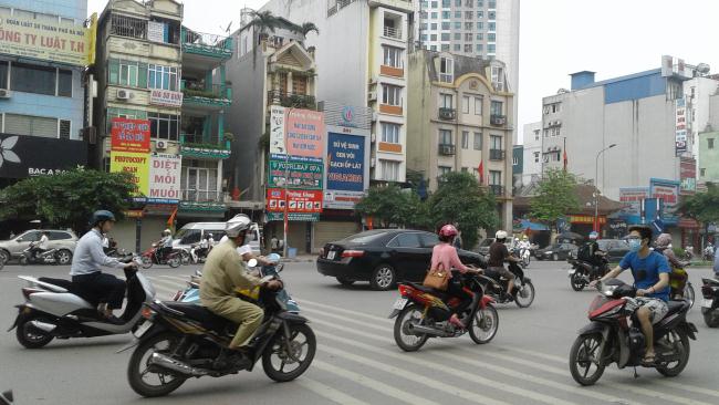 Cho thuê nhà 130 m2 x 2 Tầng mặt phố Lê Trọng Tấn – Giá rẻ nhất phố