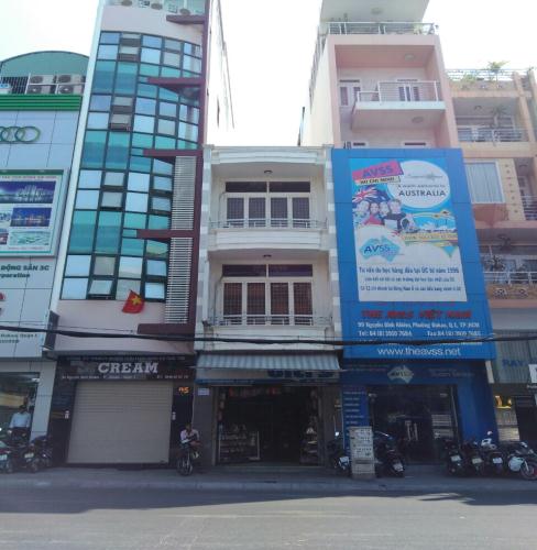 Bán nhà Nguyễn Thị Minh Khai Q1, 80m2, 3 lầu cho thuê 3200$