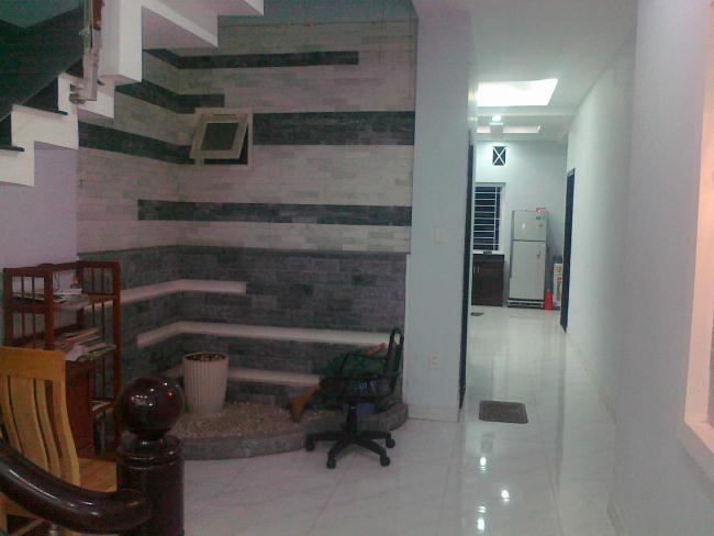 Q.4, ngay CẦU KÊNH TẺ, ĐỦ NỘI THẤT, TÌM NAM Ỡ GHÉP CÙNG: 1.6TR/NGƯỜI