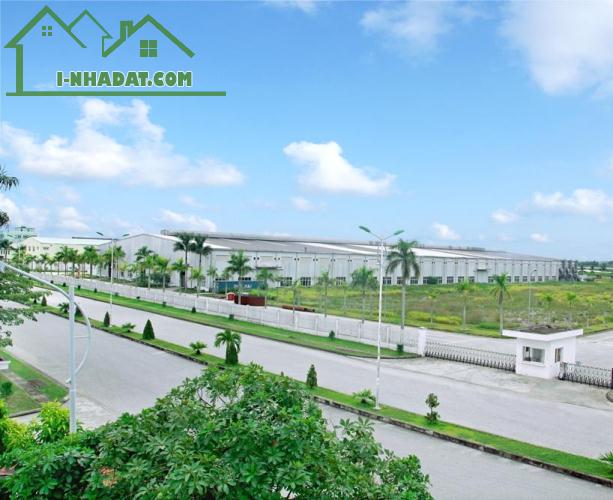 Bán nhà xưởng tại Hà Nội cụm công nghiệp Thanh Oai 2520m2 khuôn viên 4000m2 điện nc tốt