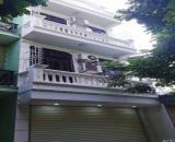 Cần bán nhà phố Vũ Ngọc Phan, DT 54m x 5T, 3 mặt thoáng, ô tô đỗ cửa, giá 9,8 tỷ