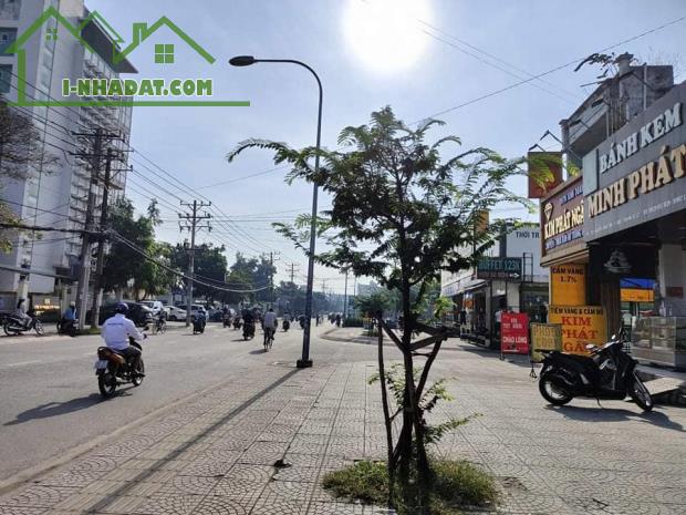 135m2 mặt tiền đường Nguyễn Ảnh Thủ Hiệp Thành Quận 12, 5 x 27, 3 tầng giá 15.5 tỷ.