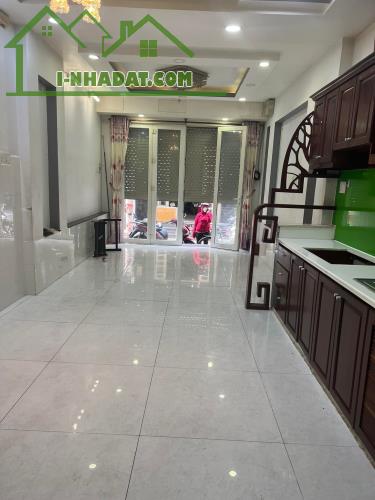 Nhà nát giá cực rẻ nhất khu vực, hẻm 1247 Huỳnh Tấn Phát,quận 7, 98m2 chỉ 2 tỷ.