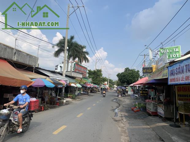 Bán nhà mặt tiền chợ Bùi Văn Ngữ, ra đường Nguyễn Ảnh Thủ và Tô Ký, buôn bán sầm uất - 1