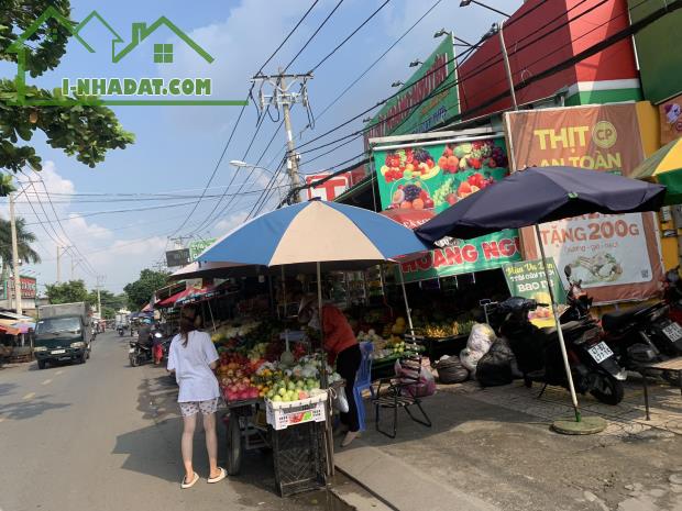 Bán nhà mặt tiền chợ Bùi Văn Ngữ, ra đường Nguyễn Ảnh Thủ và Tô Ký, buôn bán sầm uất - 2