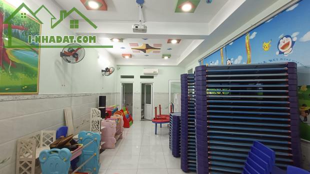 Một căn duy nhất làm trung tâm dạy học - Nhà mặt tiền Nguyễn Thị Đặng - Quận 12 - 4