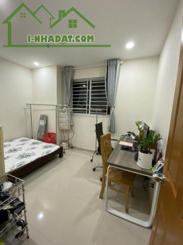 Bán gấp căn hộ chung cư Long Sơn Lầu 19 3PN 97m2 full nội thất mặt tiền Huỳnh Tấn Phát