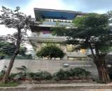 Bán biệt thự sân vườn MT Bùi Tá Hán, P. An Phú Q2 - 10x16m, 3 lầu, sổ hồng giá 28,5 tỷ