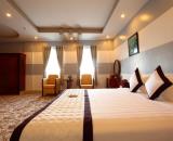 Cho thuê khách sạn 40 phòng mặt tiền Phó Đức Chính cách biển Bãi Sau 50m