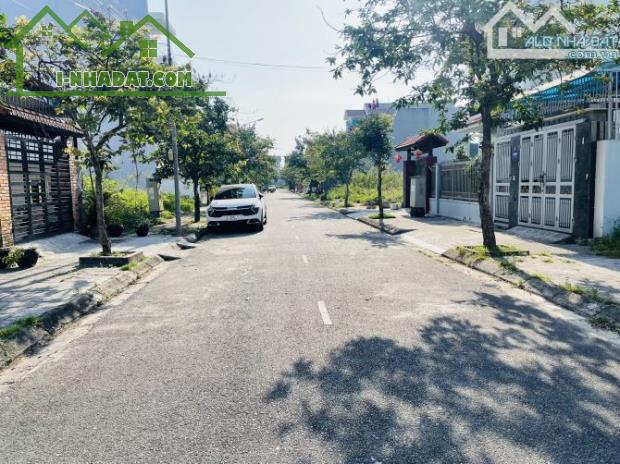 Bán đất xây dựng tự do 105m2 Khu A - Khu đô thị mới Phú Mỹ Thượng, TP Huế, trục chính đườn