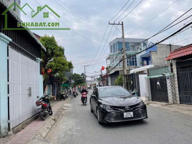 Bán / cho thuê nhà phố mới xây dựng đã hoàn công thuận tiện kinh doanh, Tăng Nhơn Phú - 4