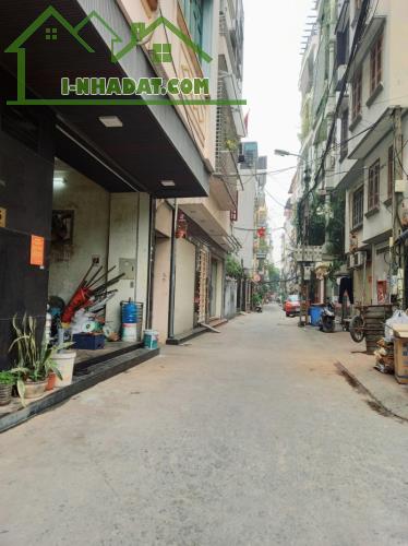 Ngõ thông, đường ô tô, kinh doanh phố Vũ Ngọc Phan, Đống Đa. 0911554873..