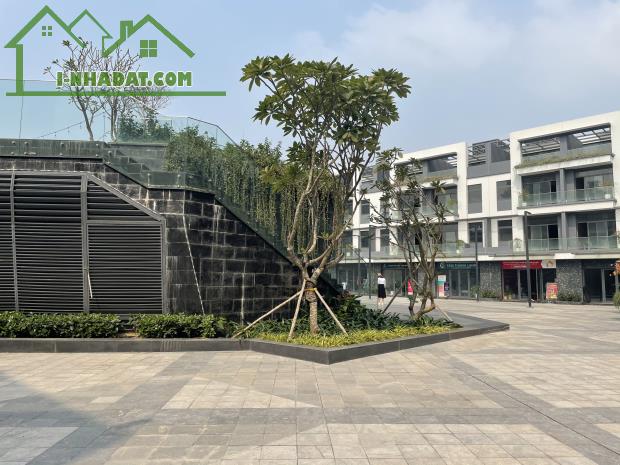 Bán căn hộ chung cư giá siêu mềm 2 ngủ 3 ngủ chung cư BV Diamond Hill Bắc Giang.