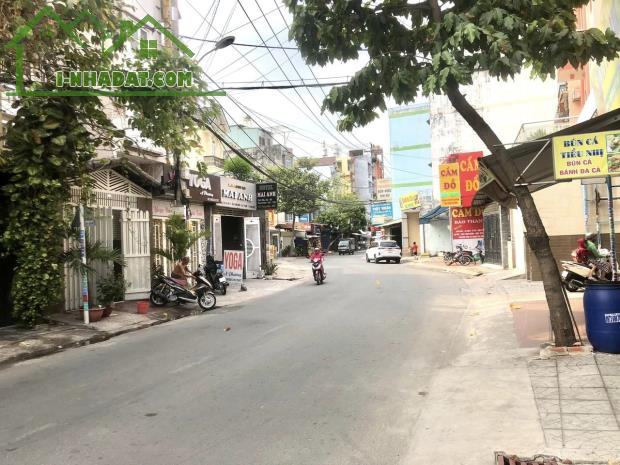 Bán nhà cấp 4 mặt tiền khu Phan Văn Hớn - Bà Điểm - Hóc Môn Sài Gòn - 2