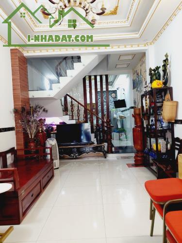 Bán nhà mặt tiền 4x18 trệt 3 lầu tặng nội thất vừa ở vừa kinh doanh cạnh KDC Vĩnh Lộc - 1