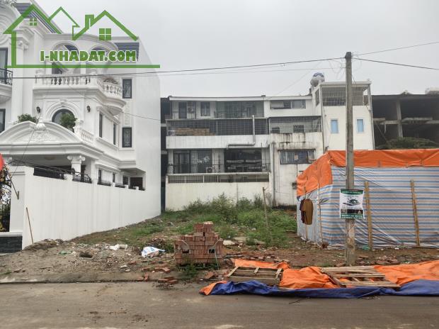 Bán đất xây biệt thự đẹp băng 2 đường Trần Phú, Định Trung, Vĩnh Yên, Vĩnh Phúc