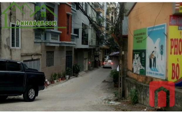 Bán nhà 5,3 tỷ 59m2 ngõ Thịnh Quang kinh doanh các mặt hàng, LH 0913895929