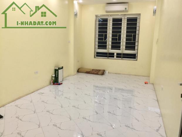 Bán nhà 50m2 phố Nguyễn Đức Cảnh, quận Hoàng Mai, Ô tô đỗ cửa, mặt tiền 4m, giá chỉ 3,6 tỷ - 2
