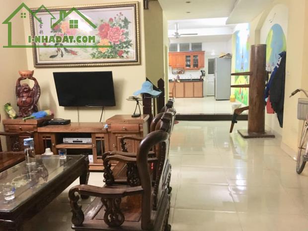 Bán nhà Phân lô đường Minh Khai, gần Time City, 65m2, đường rộng như Phố 15m, Kinh doanh - 3
