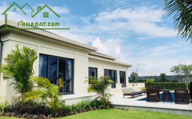 Biệt thự Coastar Hồ Tràm dt 1000m2 gần Casino Hồ Tràm giá chỉ 15 tỷ/căn . Lh 0912357447