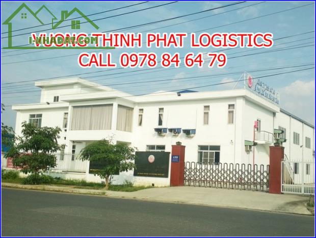 CHO THUÊ GẤP NHÀ XƯỞNG 2.500M2 MẶT TIỀN PHAN VĂN HỚN, HÓC MÔN