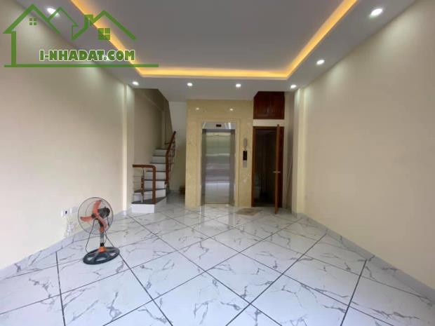 Bán nhà Mặt phố Huế, Hai Bà Trưng, gần chợ Hôm, 30m2, Mặt tiền 4m, tiện xây 5 tầng, 17 tỷ - 2