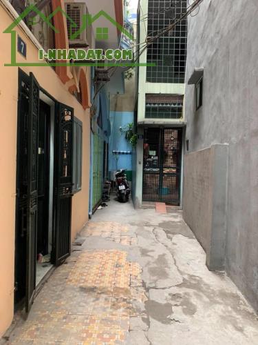 Bán nhà phố Tôn Đức Thắng, Gần Văn miếu, 32m x4 tầng 3 phòng ngủ, giá chỉ 3 tỷ 700tr - 1