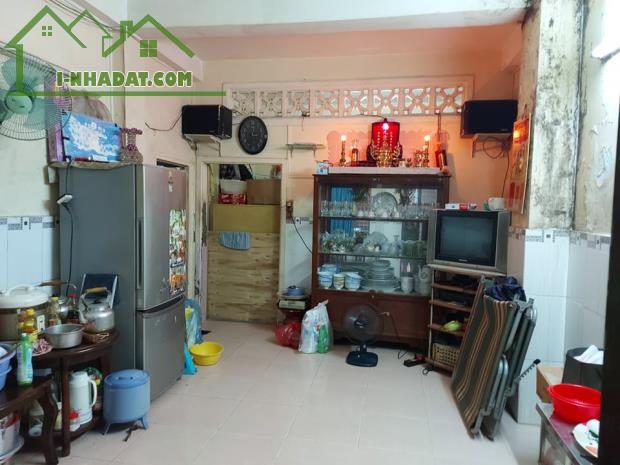 Phú Nhuận, 3 lầu, 60m2 chỉ 2,8 tỷ rẻ nhất Phú Nhuận. - 1