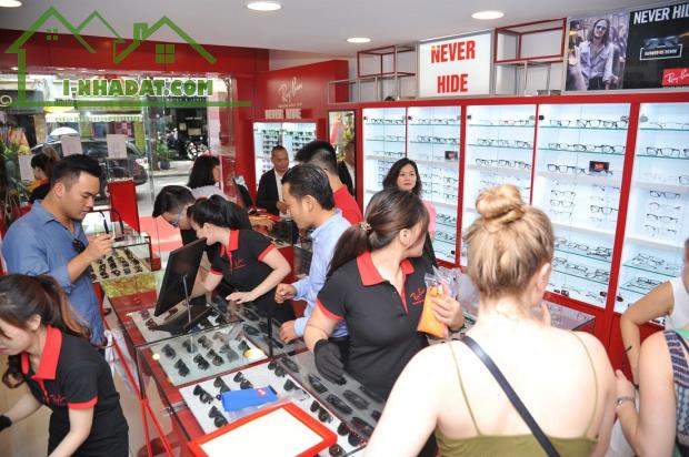 CỰC RẺ! BÁN NHÀ MẶT PHỐ 40M, MẶT TIỀN 4M PHỐ NGUYỄN VĂN CỪ- LONG BIÊN. CHỈ HƠN 11 TỶ