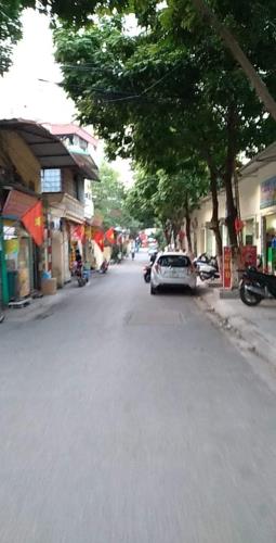 Cần bán gấp nhà ngõ 554 đường Nguyễn Văn Cừ 55m2 x 5T, 4.6m MT, Ô tô tránh, Kd.