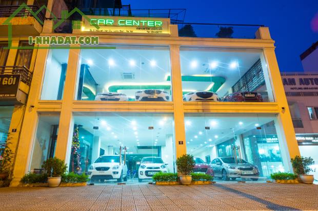 Bán 180m² MP Nguyễn Văn Cừ, Mặt tiền 9m, Tương Lai Tòa Nhà Đẹp Nhất Phố.
