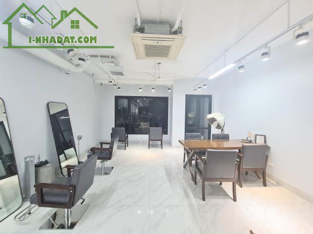 Siêu Phẩm Vinhome Hàm Nghi Đẳng Cấp 5 Sao Ô TÔ Thang Máy KD 111M2 Giá 36.5 Tỷ.