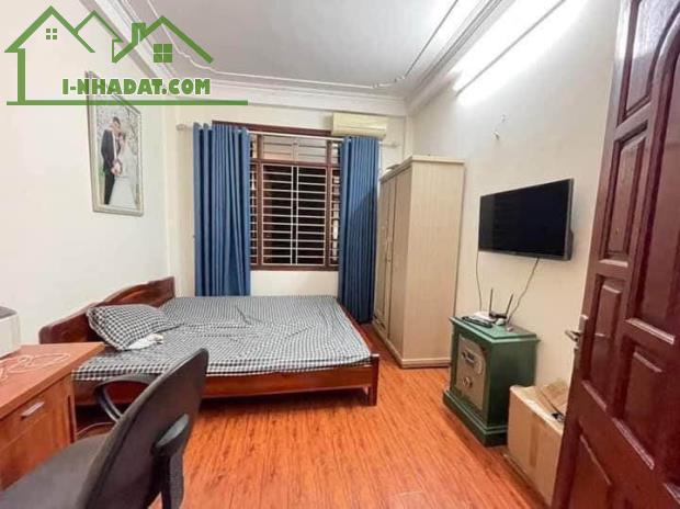 Bán nhà 6 tầng khung BT Phố Trường Chinh nhà đẹp ở ngay giá 4,7 tỷ