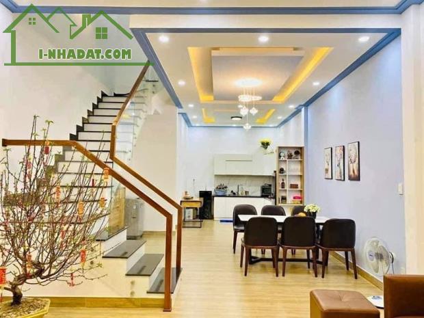 Bán nhà phố Kim Ngưu, Dt 46m2 x4 tầng mặt tiền 4m50 , giá 5 tỷ Lh 0969653569