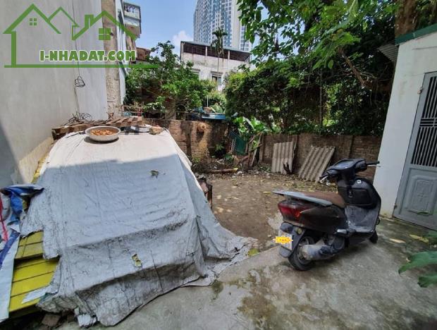 CẦN BÁN ĐẤT NGỌC THỤY 74M2, MT8,4M, 5 TỶ, NGÕ RỘNG