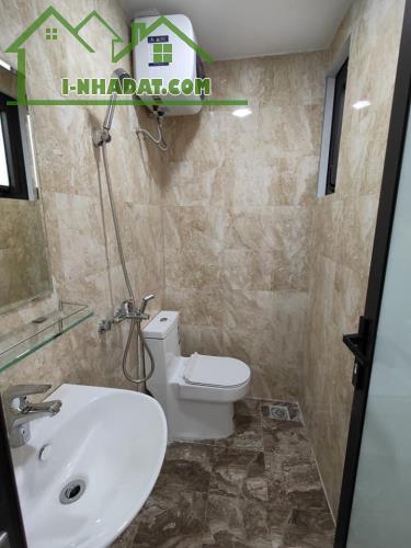 Nhà Phân Lô Ô tô tránh Thang máy KD Quận Cầu Giấy Giá nhỉnh 13 tỷ. LH 0349157982. - 2