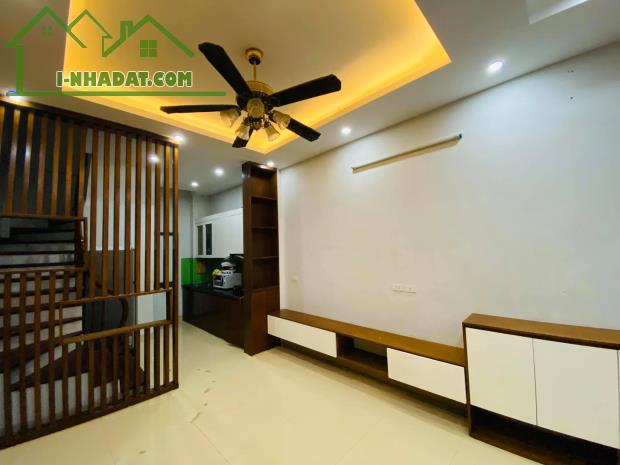 Nhà Đẹp Khương Đình, Thanh Xuân, 6 Tỷ 9, Ngõ Thông Ô Tô Qua, Kinh Doanh, Hiếm Lắm. - 2