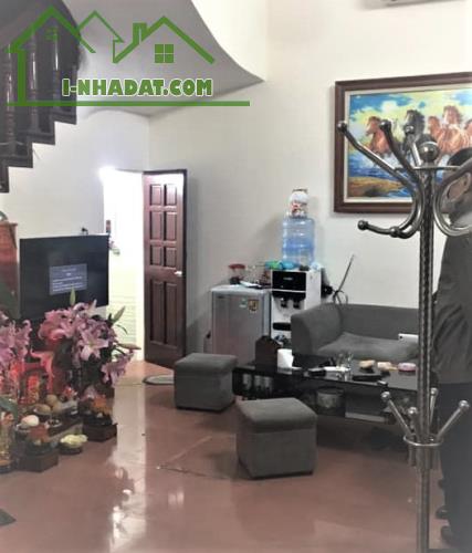 Bán Nhà Lô góc Mặt ngõ ô tô tránh phố Đội Nhân, 43m MT 7,9m; Nhỉnh 10 tỷ. LH 0349157982.