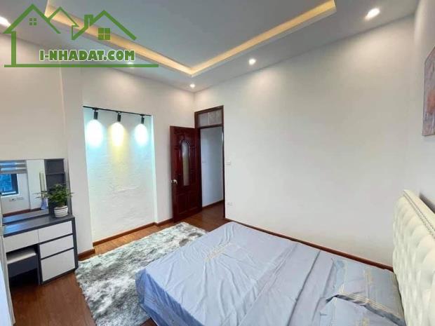 Hot ! Nhà giá rẻ , trung tâm Q.Đống Đa, Tôn Thất Tùng , 37mx5 tầng ,MT 4m , nhỉnh 4tỷ