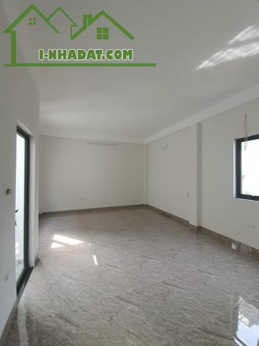 Gia đình bán nhà Ngõ 277 Vũ Tông Phan, 38mx4 tầng, ngõ ô tô đi , 5 tỷ lh 0911002289 - 1