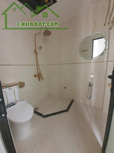 Gia đình bán nhà Ngõ 277 Vũ Tông Phan, 38mx4 tầng, ngõ ô tô đi , 5 tỷ lh 0911002289