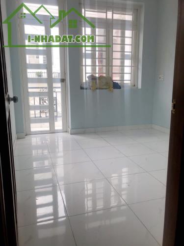 Bán nhà Huỳnh Văn Bánh Quận Phú Nhuận 76m2, 3 tầng giá chỉ 7.5 tỉ