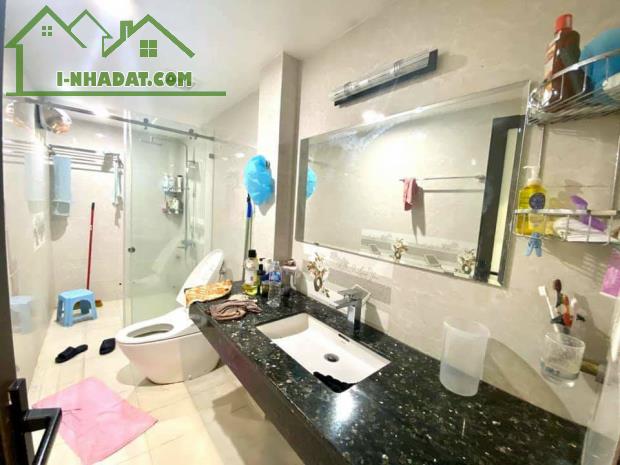 Bán nhà  đường Cổ Linh Tư Đình, Long Biên .DT 60m2.5 Tầng. Gara Ô to. - 3