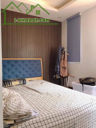 Hoàng Hoa Thám, Phú Nhuận, 4 tầng, 5 PN, 5,1 tỷ còn TL.