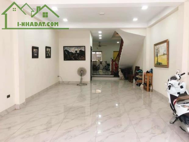 Cần bán nhà phố Nguyễn Sơn , Nguyễn Văn Cừ. Gara ô tô. DT 93m2 - 5