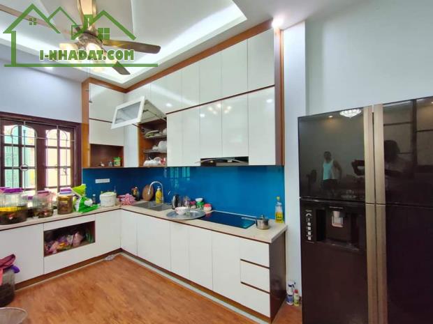 LÂM DU 66M, 3 TẦNG, MT 7,6M, 4,28 TỶ. NHÀ TỰ XÂY - FULL NỘI THẤT 600 TRIỆU - 50M RA PHỐ LÂ - 2