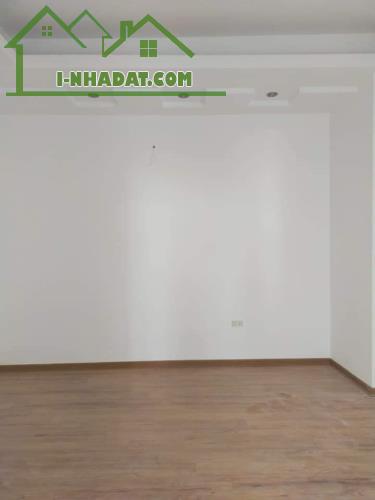 Cực rẻ, Bát Khối long biên 51m, 3,5 tầng, mt 4,2m, 3.75 tỷ, + Ngõ Bát Khối thông với ngõ T - 4