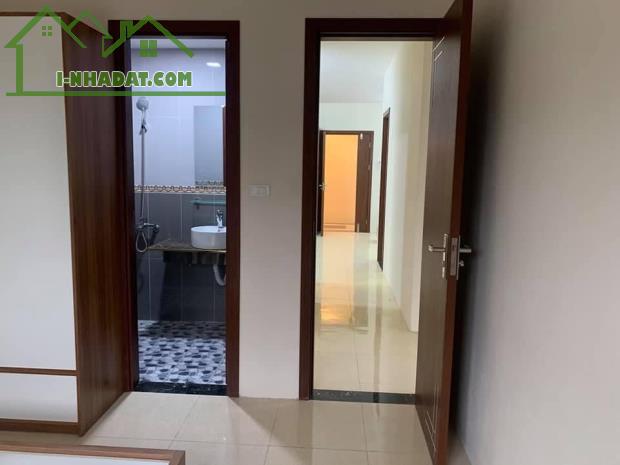 Bán căn hộ chung cư 379 TH Complex, Phường Đông Hương 2PN, suất ngoại giao để lại nội thất