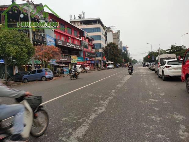 Rẻ chưa từng có nhà mặt đường Võ Văn Kiệt 471 m2 lô góc kinh doanh sầm uất chỉ nhỉnh 6 tỷ.